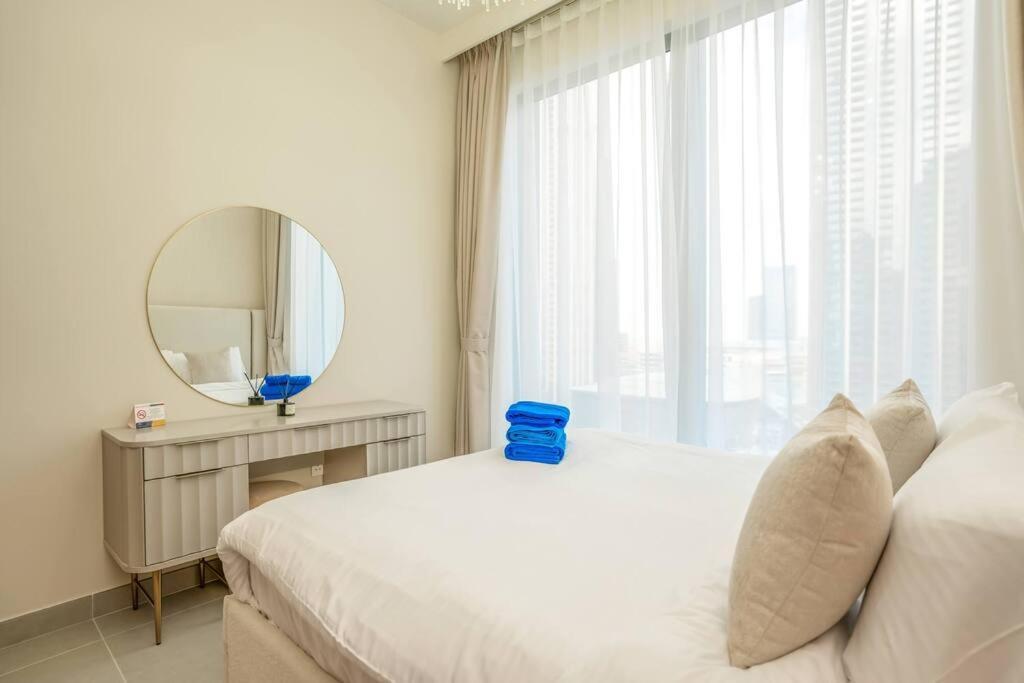 Newarabian 3br &maid T2 Dubai