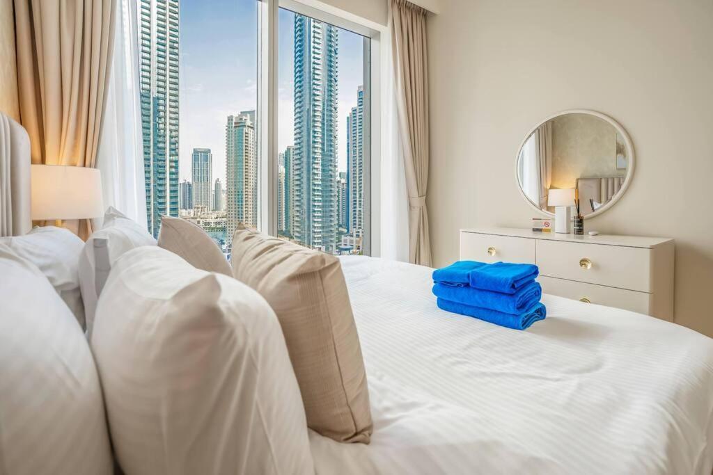 Newarabian 3br &maid T2 *