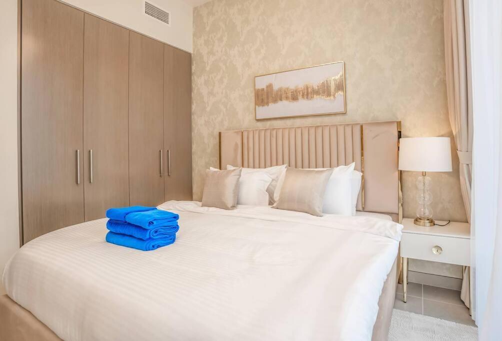 Newarabian 3br &maid T2 Apartment *
